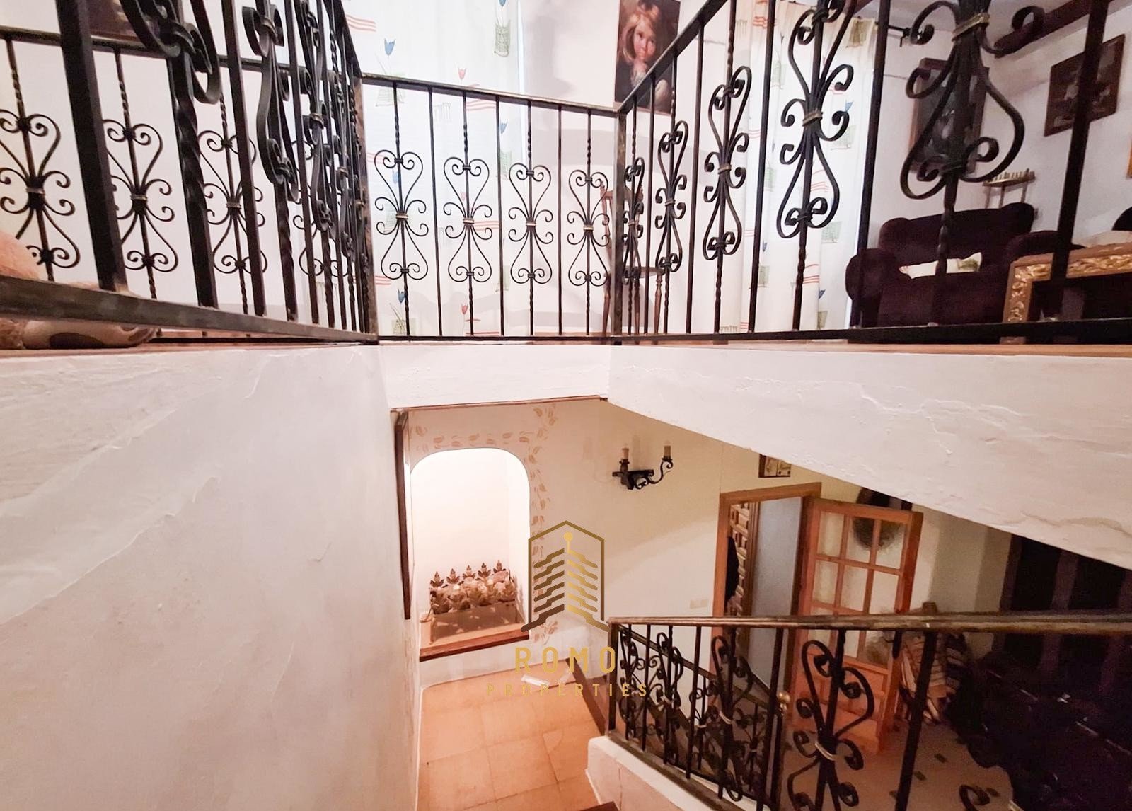 Image gallery marquee